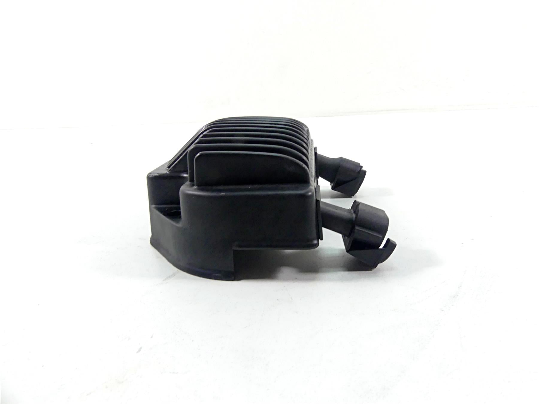 2014 Harley FXDL Dyna Low Rider Rectifier Voltage Regulator 74631-08A {{ shop.shopifyCountryName }} - Mototech271