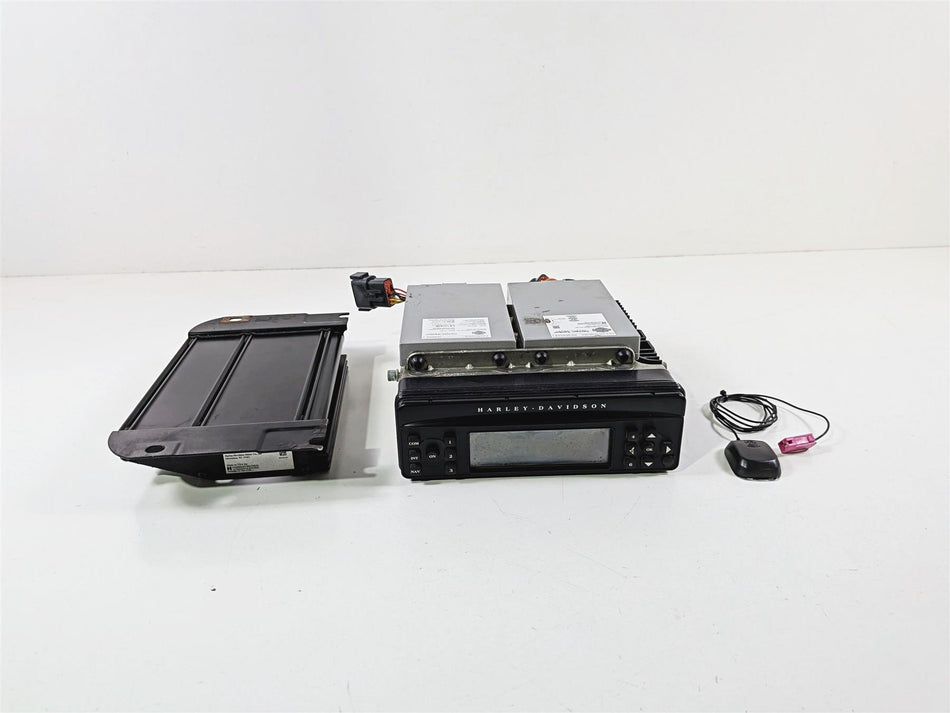 2006 Harley Touring FLHTCU SE CVO Electra Glide Radio & Amplifier Set 76160-06-Mototech271