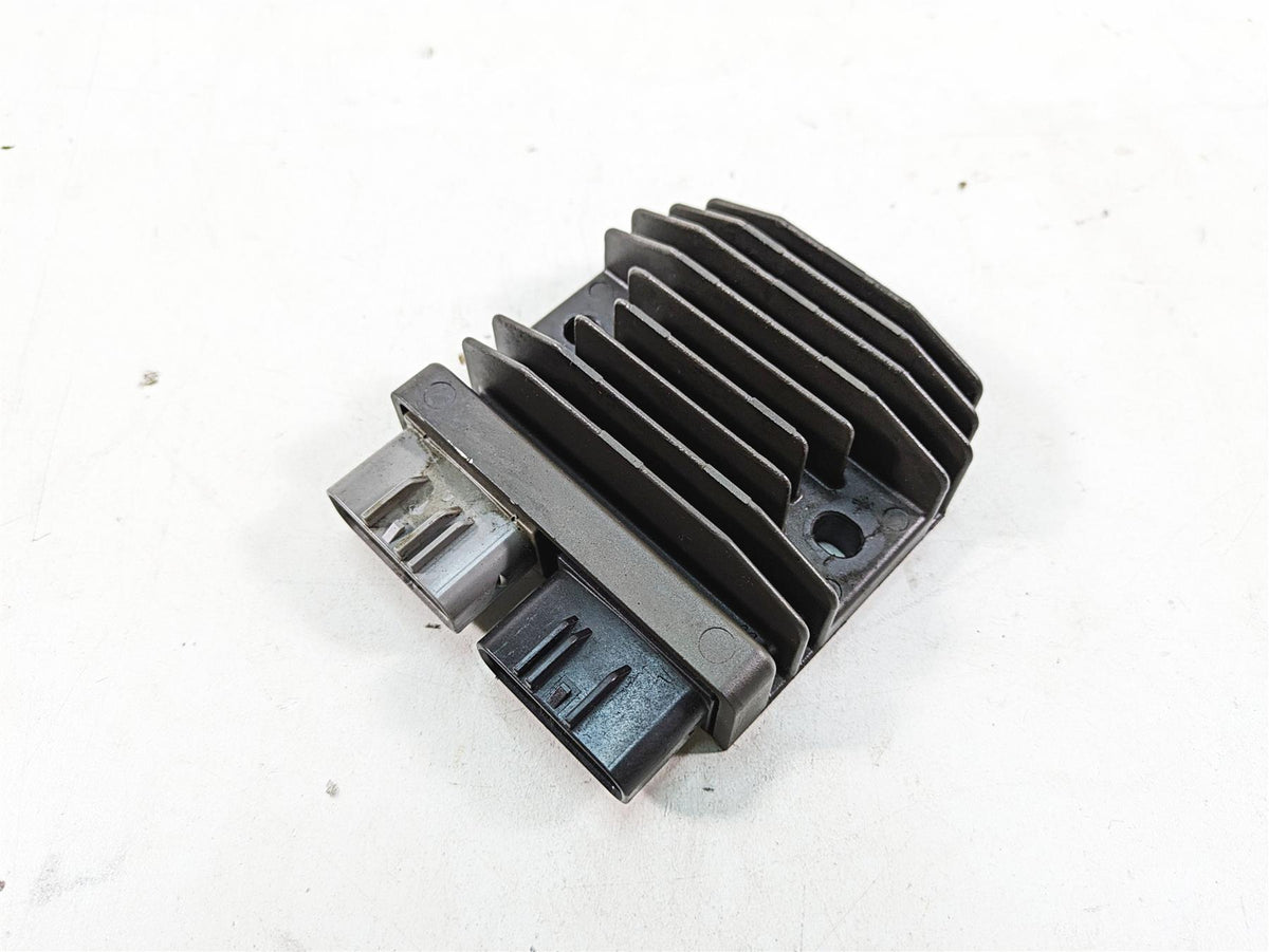 2019 Yamaha YXZ1000 R EPS SS SE Rectifier Voltage Regulator B5H-81960-00-00 {{ shop.shopifyCountryName }} - Mototech271