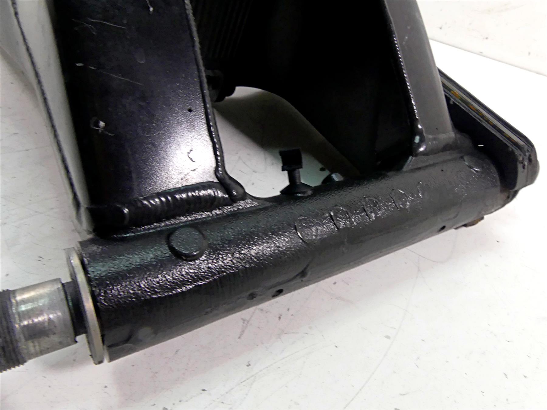 2018 BMW S1000RR K46 Rear Straight Black Swing Arm Swingarm 33358549982 {{ shop.shopifyCountryName }} - Mototech271