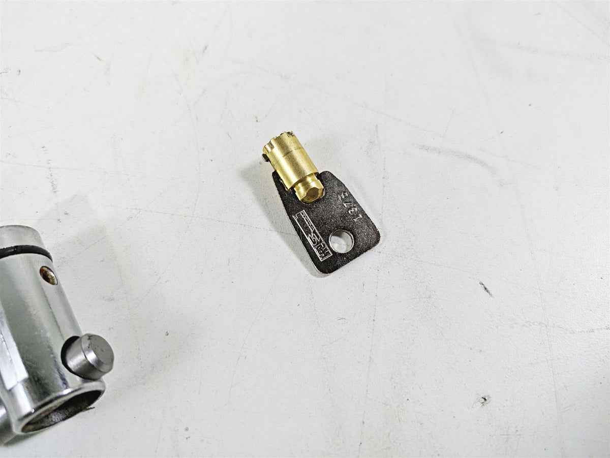 2013 Harley VRSCF Muscle Rod Ignition Switch Key Lock Set 70020-05 {{ shop.shopifyCountryName }} - Mototech271
