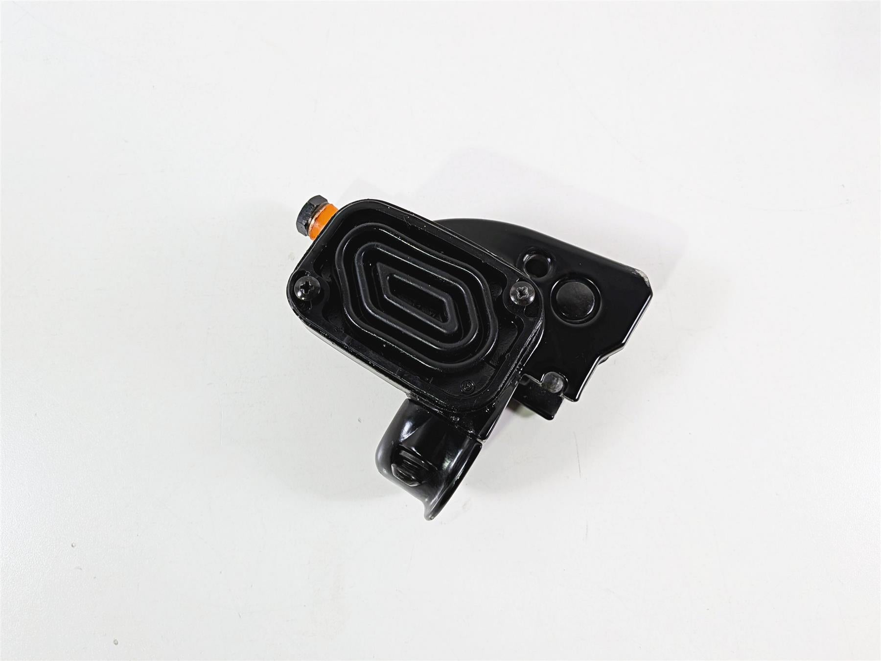 2017 Harley Touring FLHXS Street Glide Front Brake Master Cylinder 11/16 44551-08F {{ shop.shopifyCountryName }} - Mototech271