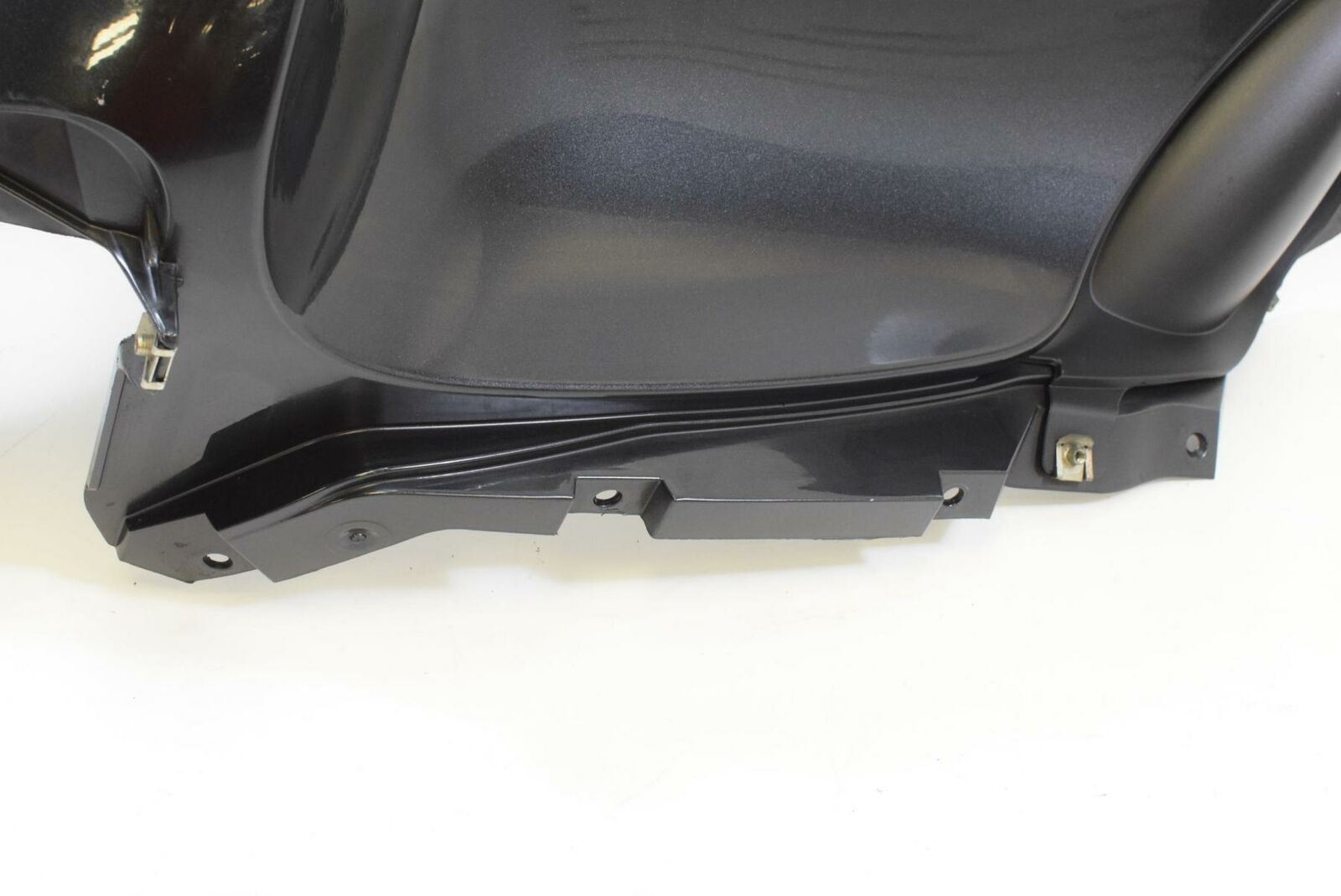 2011 BMW R1200RT R1200 RT K26 Main Left Tank Fairing Cover Thundergr. 4663768105 {{ shop.shopifyCountryName }} - Mototech271