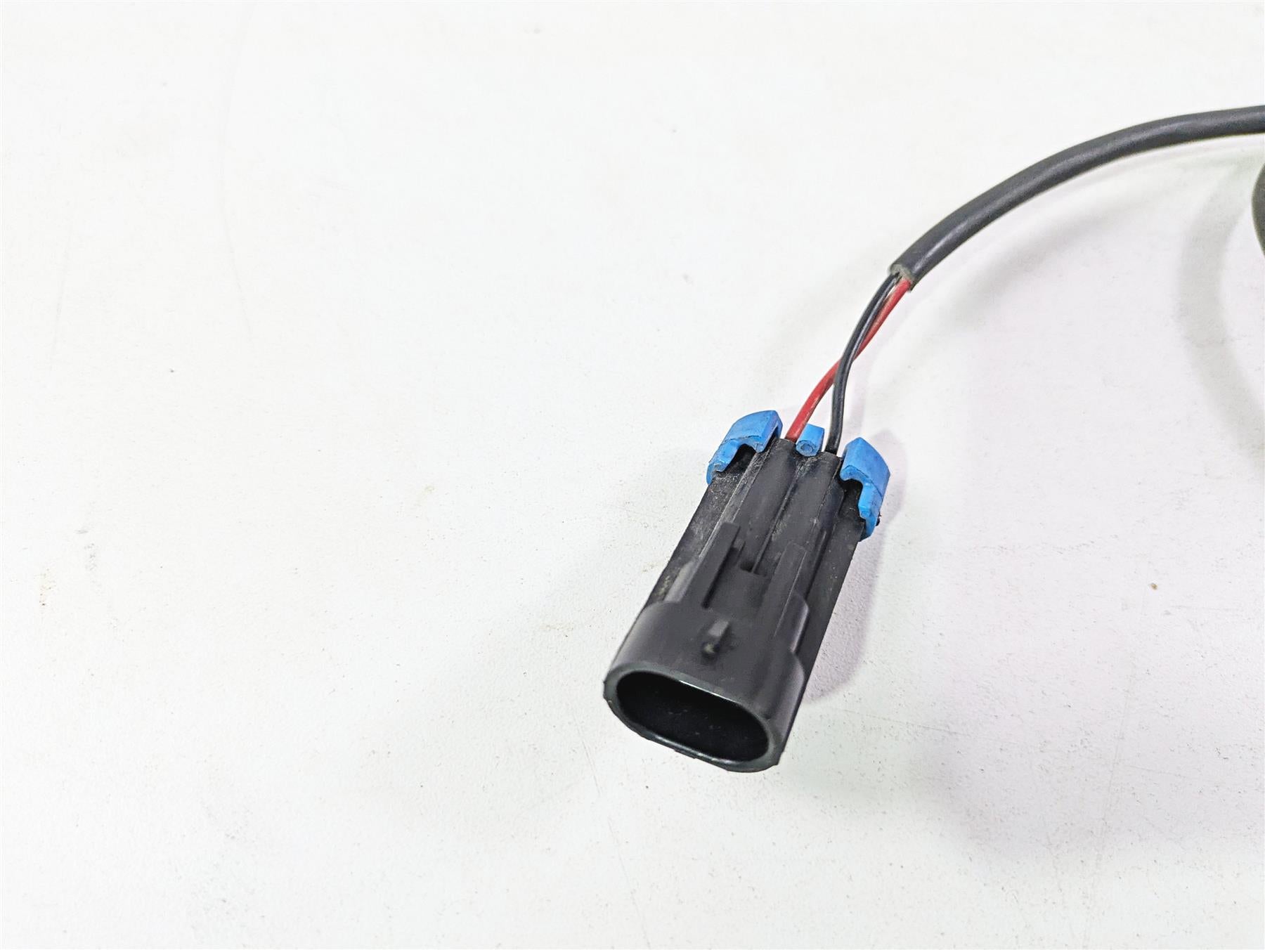 2017 Indian Chieftain Limited Front Abs Brake Wheel Speed Sensor 4013251 {{ shop.shopifyCountryName }} - Mototech271