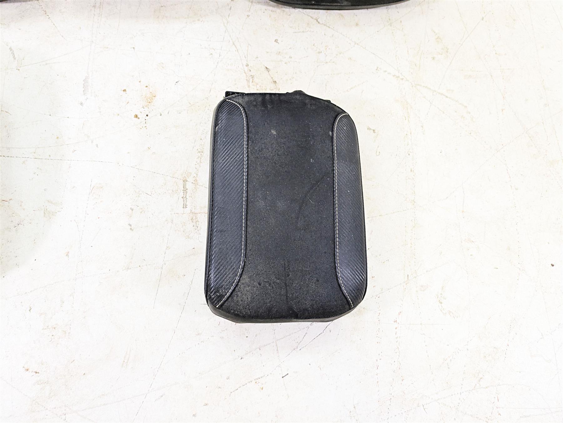 2022 Can-Am Defender XMR HD10 Driver Passenger Center Seat Cushion Set 708002661 {{ shop.shopifyCountryName }} - Mototech271