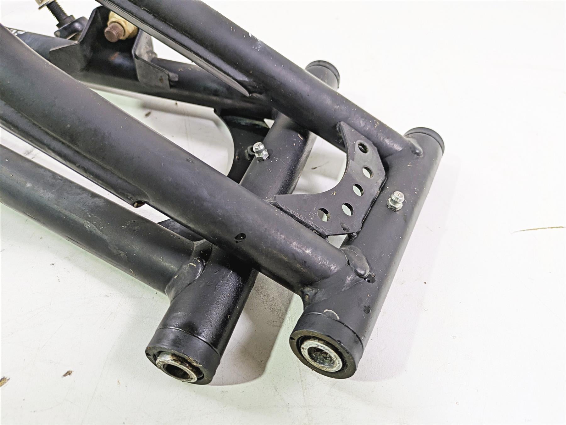 2022 CFMoto Zforce 950 Sport Front Left Control Arm Knee Assembly 5BYA-050701 {{ shop.shopifyCountryName }} - Mototech271
