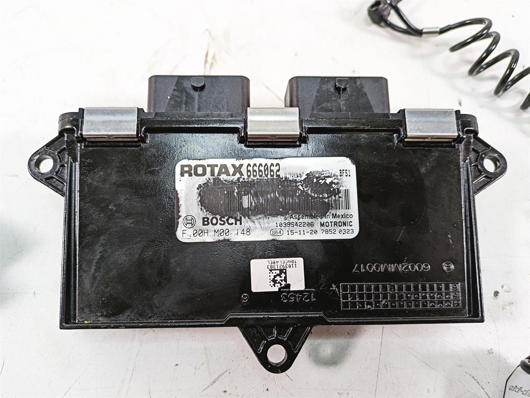 2016 Seadoo RXT 260 Cdi Ecu Ecm Engine Module & Dess Switch Key 420666536 {{ shop.shopifyCountryName }} - Mototech271
