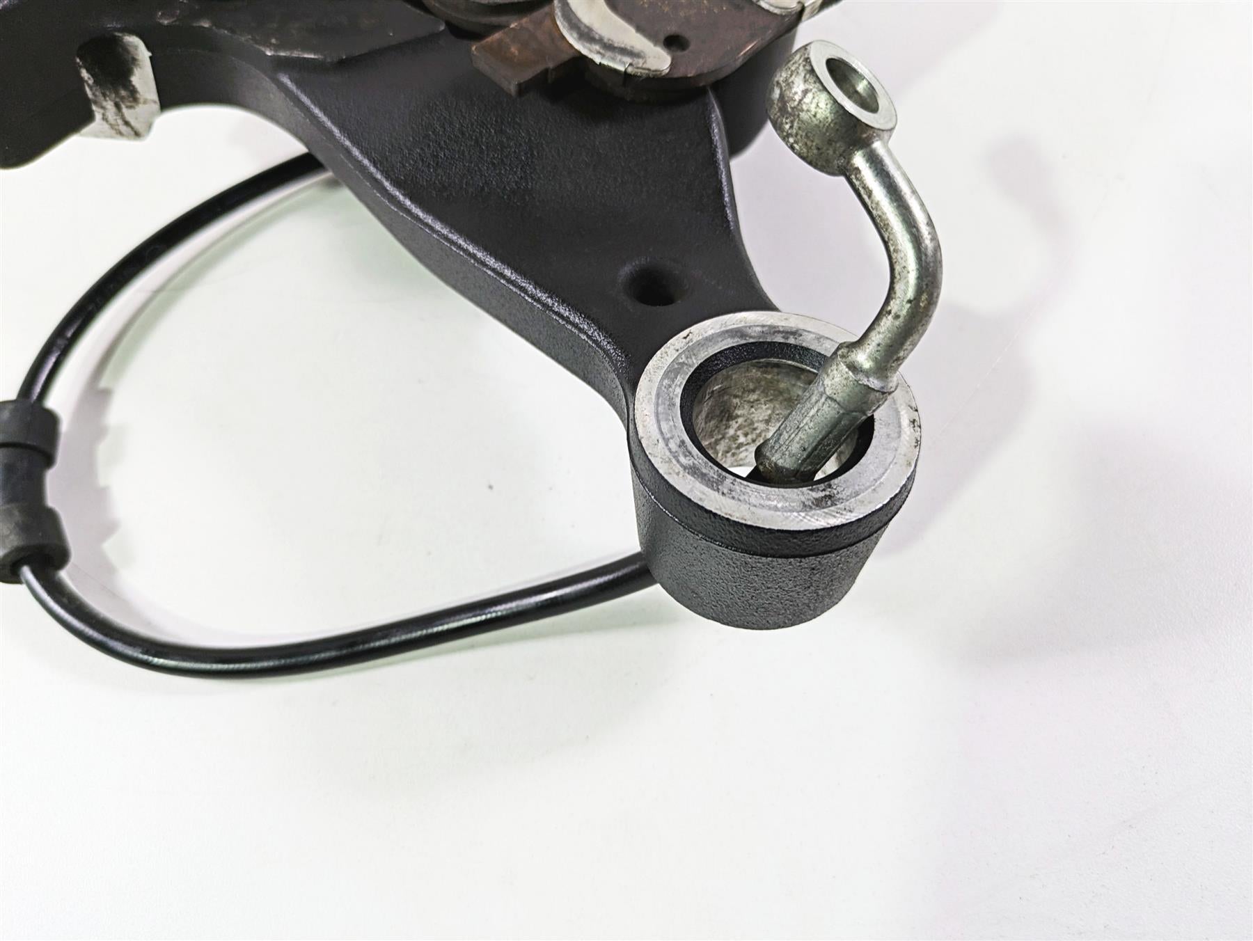 2014 Harley FXDL Dyna Low Rider Rear Brake Caliper + Bracket Line 25mm 40908-08 {{ shop.shopifyCountryName }} - Mototech271