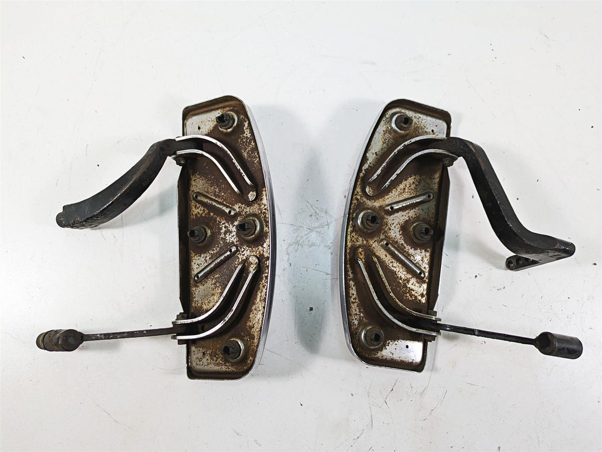 2005 Harley Touring FLHTCUI Electra Glide Front Rider Floor Board Set 50518-83B {{ shop.shopifyCountryName }} - Mototech271
