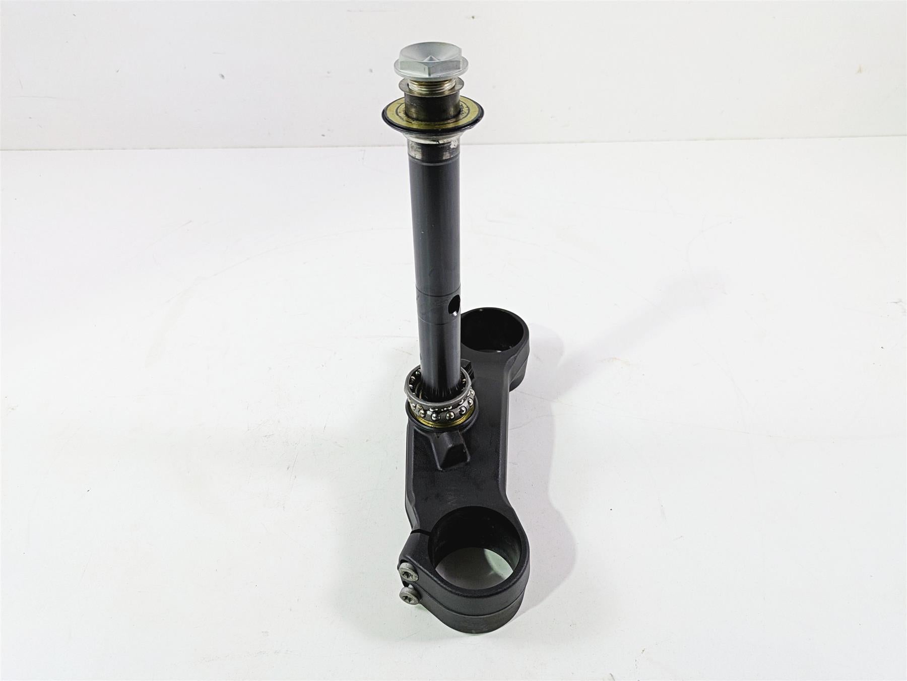 2020 KTM 1290 Super Adventure R Lower Triple Tree Steering Clamp 6070113203233S {{ shop.shopifyCountryName }} - Mototech271