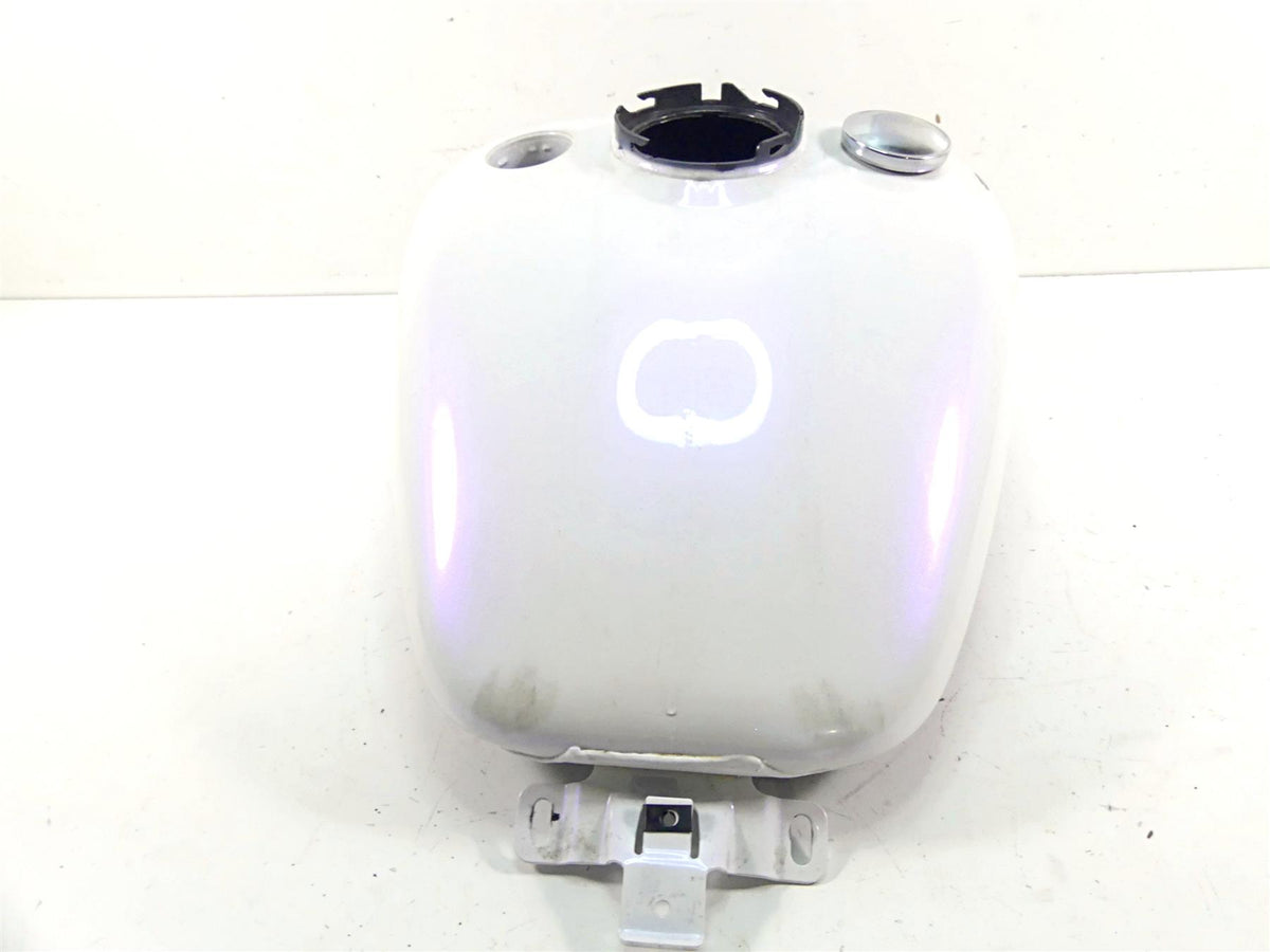 2010 Harley Touring FLHRC Road King Fuel Gas Tank White Ice Pearl -Read 61000691 {{ shop.shopifyCountryName }} - Mototech271