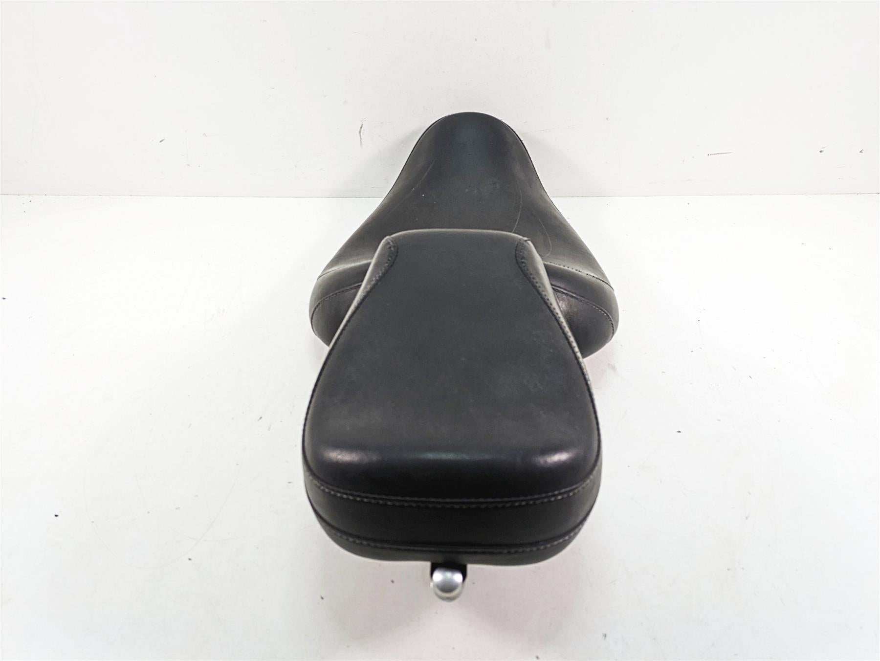 1999 Harley Dyna FXDL Low Rider Front Rear Seat Saddle Set 52174-99 {{ shop.shopifyCountryName }} - Mototech271