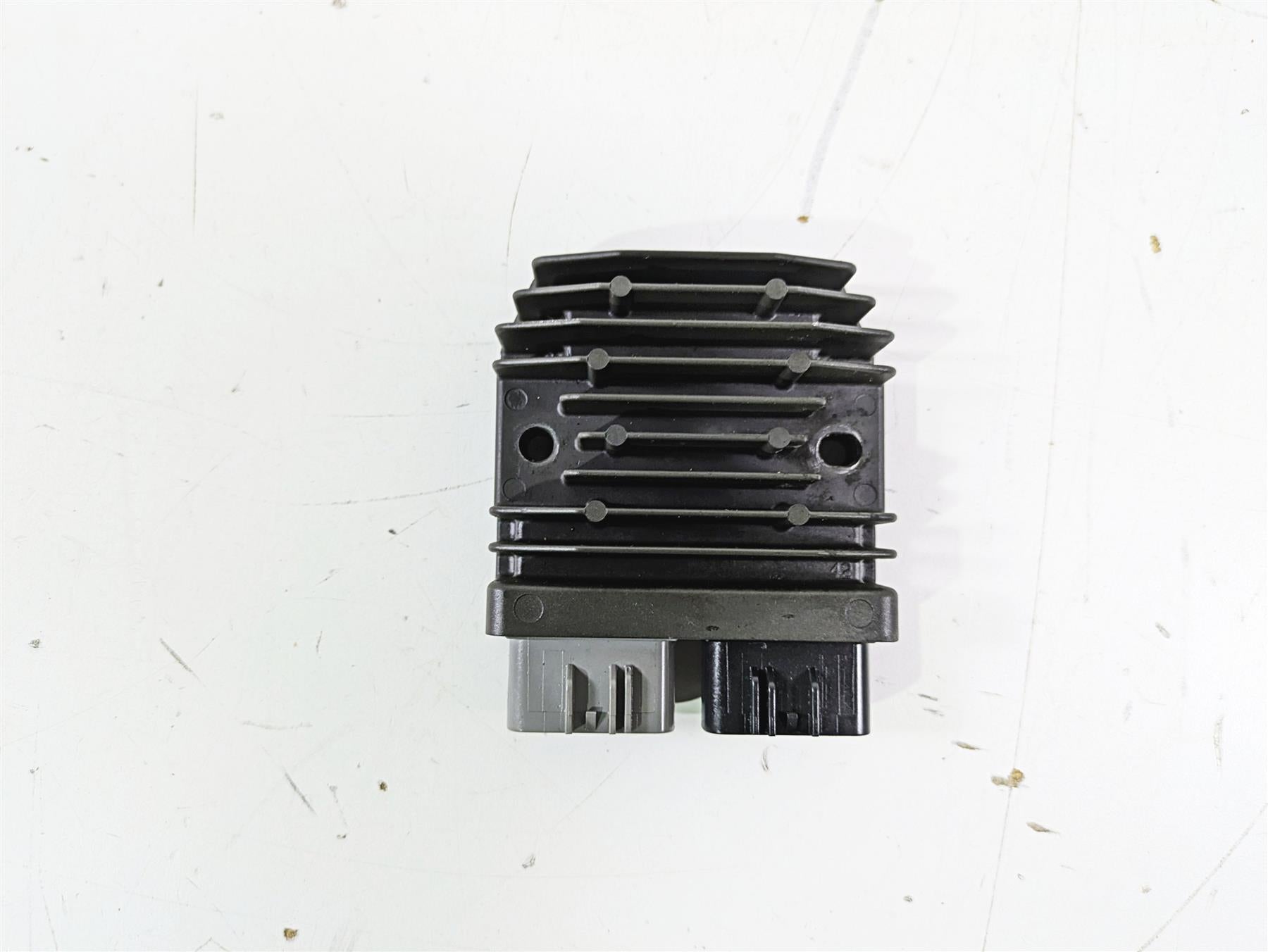 2016 BMW R1200GS GSW K50 Rectifier Voltage Regulator FH020AA 12318523367 {{ shop.shopifyCountryName }} - Mototech271
