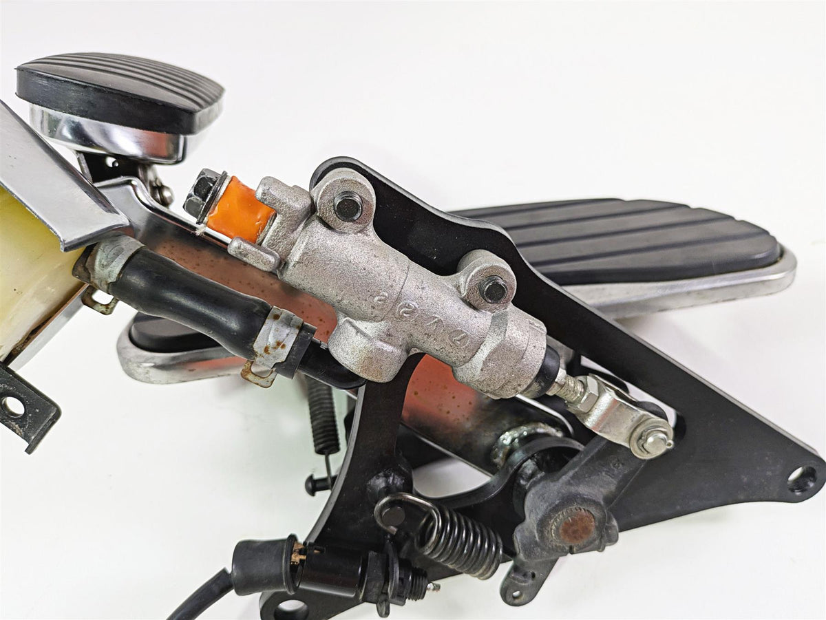 2008 Kawasaki VN1600 Vulcan Nomad Right Front Floorboard Set 34003-0062 {{ shop.shopifyCountryName }} - Mototech271