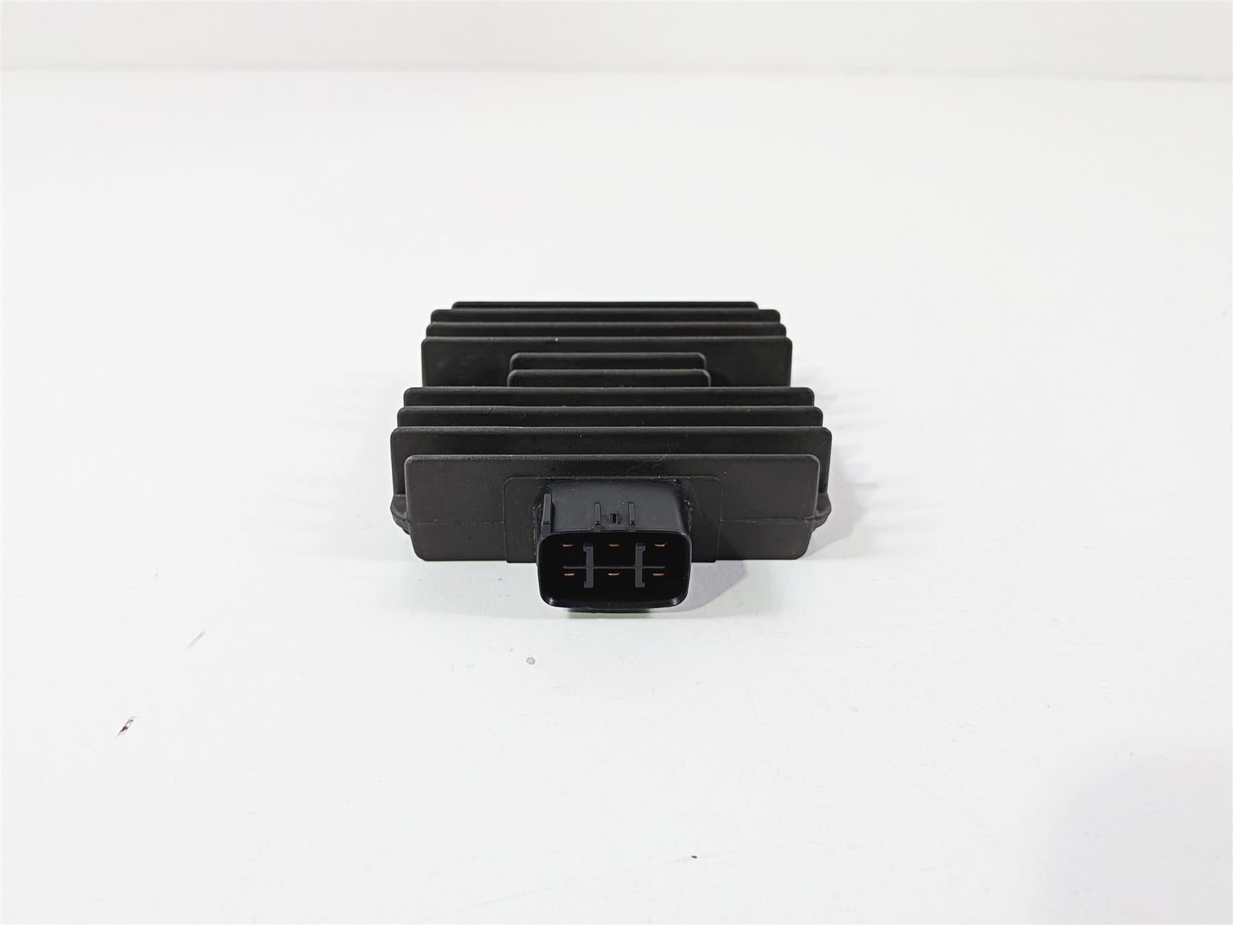 2006 Yamaha XVZ1300 Royal Star Rectifier Voltage Regulator 4XY-81960-00-00 {{ shop.shopifyCountryName }} - Mototech271