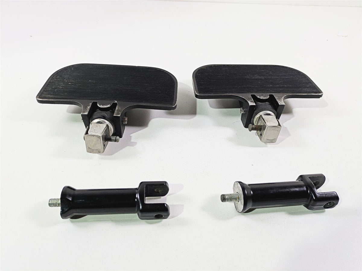 2018 Harley FLHCS Softail Heritage 115th Rear Passenger Floorboard Set 50500744 {{ shop.shopifyCountryName }} - Mototech271