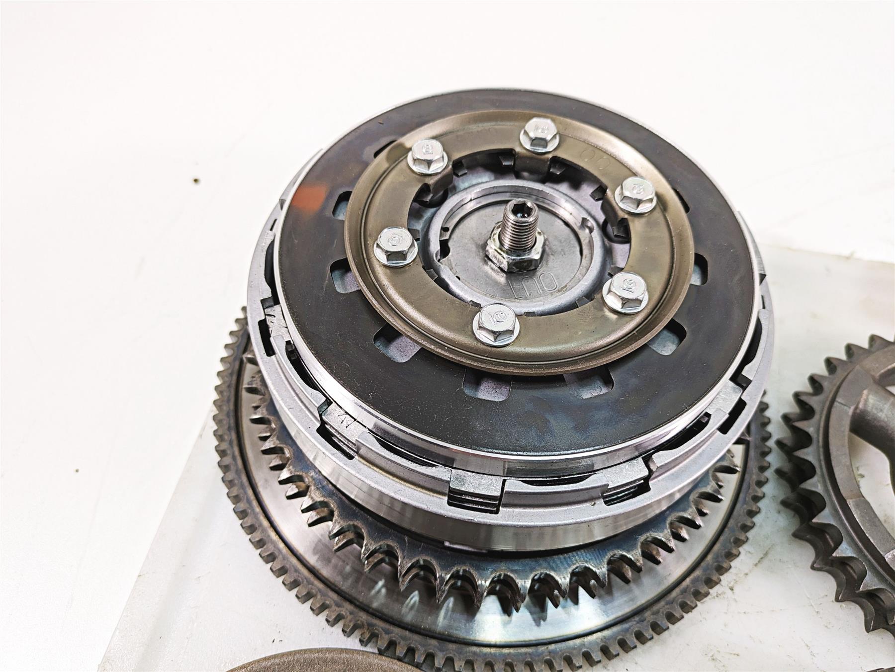 2009 Harley Touring FLHTCU Electra Glide Primary Drive Clutch Kit 37813-06A {{ shop.shopifyCountryName }} - Mototech271