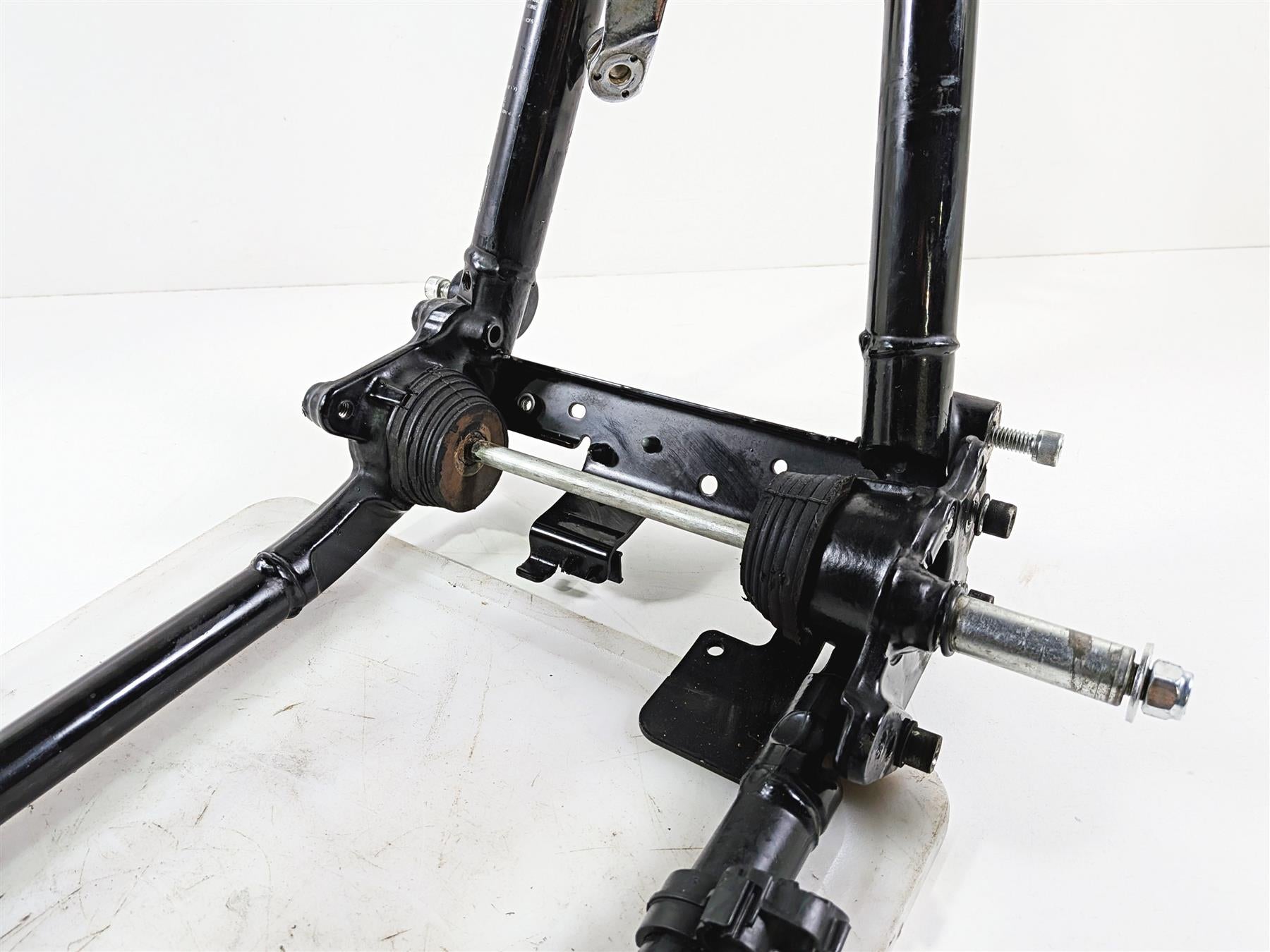 2017 Harley FLHXS Touring Street Glide Straight Main Frame Chassis With Clean California Title 47000344 {{ shop.shopifyCountryName }} - Mototech271