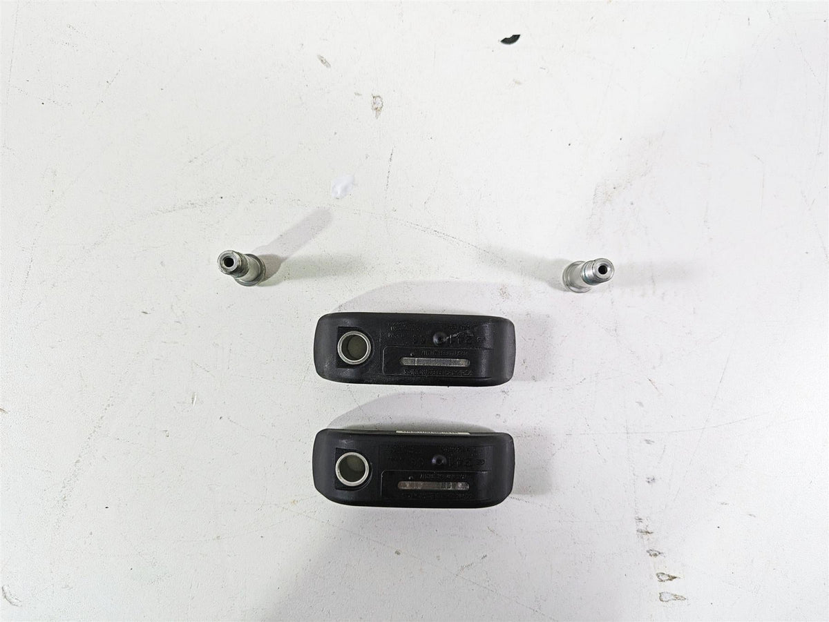 2018 Indian Chieftain Dark Horse Tire Pressure Sensor Set 2412417 2208712 {{ shop.shopifyCountryName }} - Mototech271