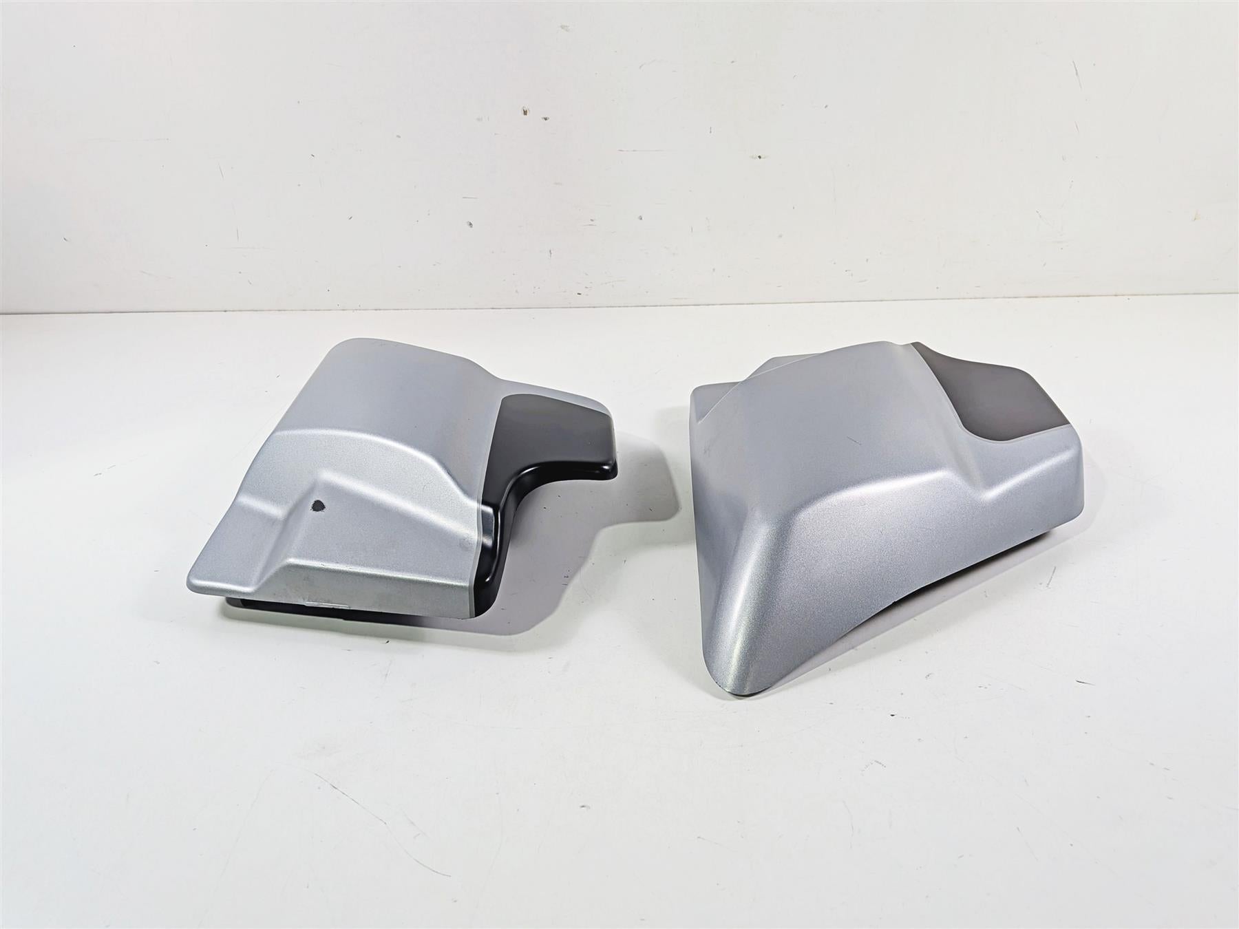 2020 Harley Touring FLTRK Road Glide Side Cover Fairing Set 66048-09A 66250-09 {{ shop.shopifyCountryName }} - Mototech271