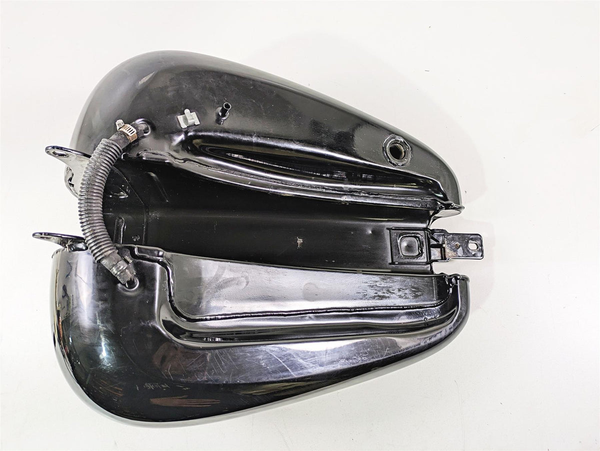 2014 Harley FLS Softail Slim Fuel Gas Petrol Tank Reservoir - Dent 61625-11 {{ shop.shopifyCountryName }} - Mototech271