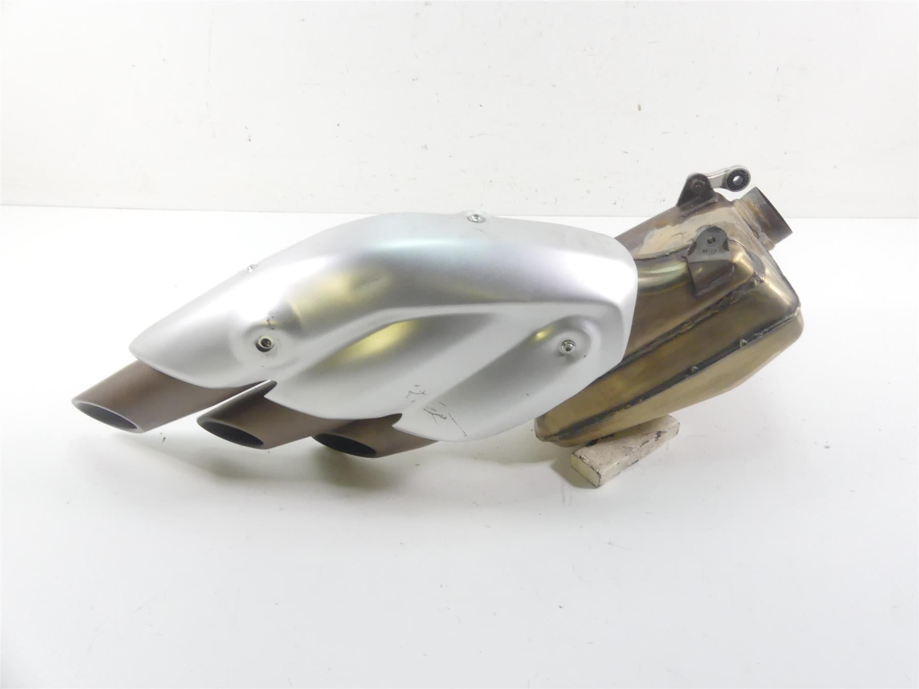 2018 Mv Agusta Brutale 800 RR Oem Exhaust Muffler Pipe Silencer 8000C3524 {{ shop.shopifyCountryName }} - Mototech271