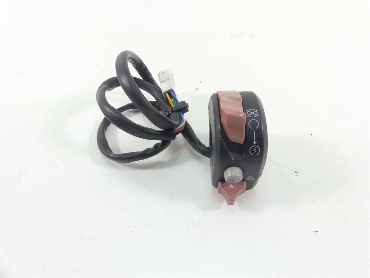 2017 Ducati 939 S Supersport Right Hand Start Stop Control Switch 65010241C {{ shop.shopifyCountryName }} - Mototech271