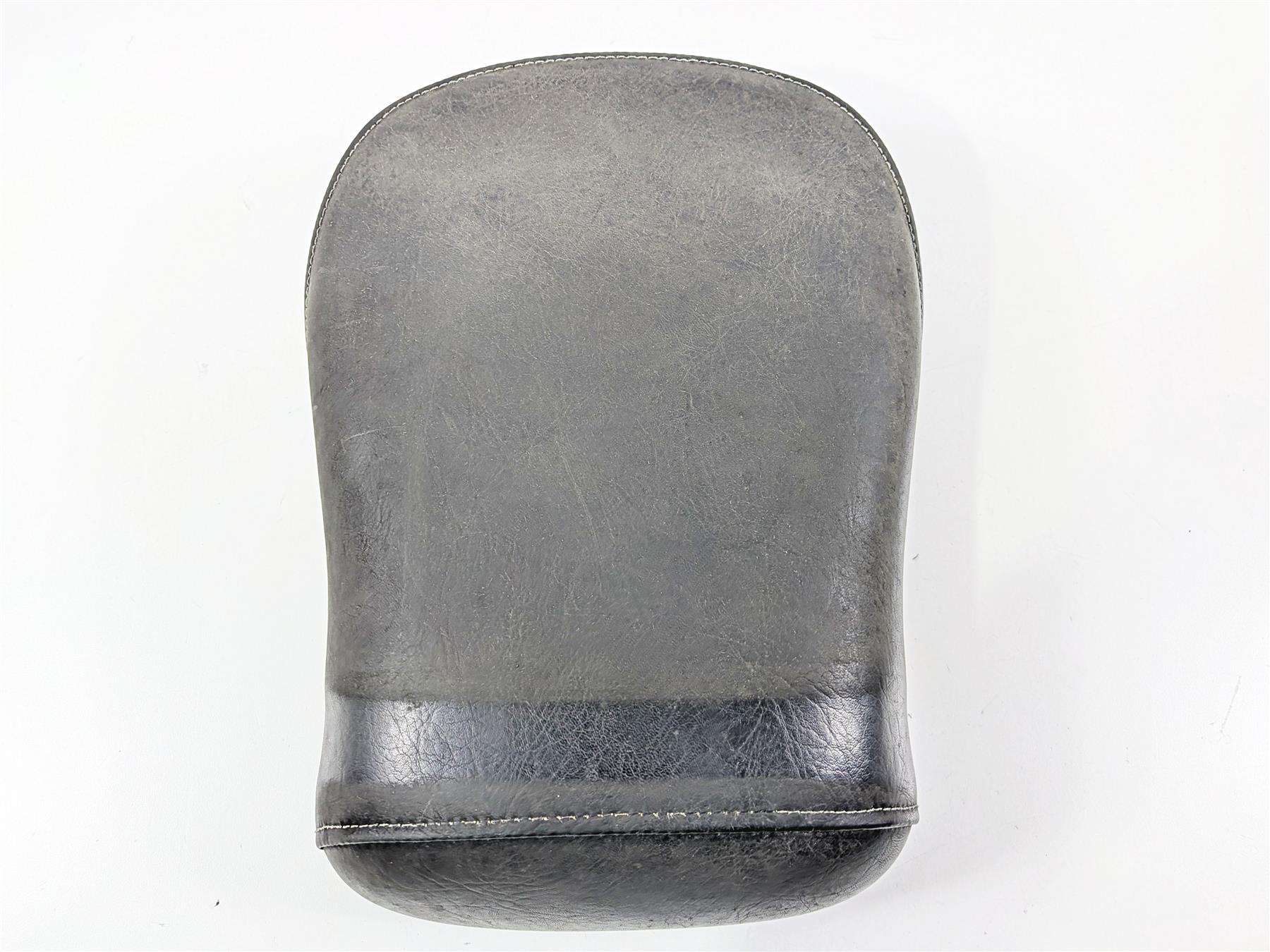 2006 Suzuki VL800 C50 Boulevard Rear Passenger Seat Saddle 45300-41F00-48H {{ shop.shopifyCountryName }} - Mototech271