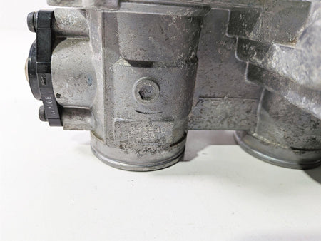 2019 Triumph Speed Triple RS 1050 Keihin Throttle Bodies & Injectors T1243540 {{ shop.shopifyCountryName }} - Mototech271
