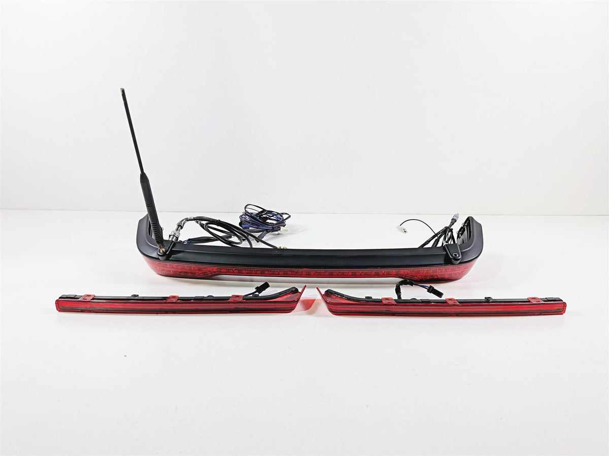 2018 Harley Touring FLHTCU Electra Glide Rear Trunk Tail Light Set 67800093-Mototech271