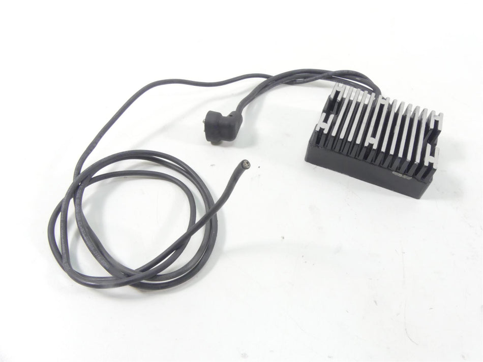 1993 Harley Dyna FXDL Low Rider Rectifier Voltage Regulator 74519-88 {{ shop.shopifyCountryName }} - Mototech271
