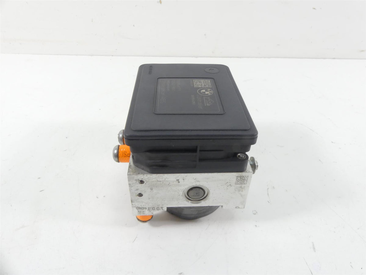 2015 BMW R1200RT K52 Abs Brake Pump Pressure Module 34518561705 8554177 {{ shop.shopifyCountryName }} - Mototech271
