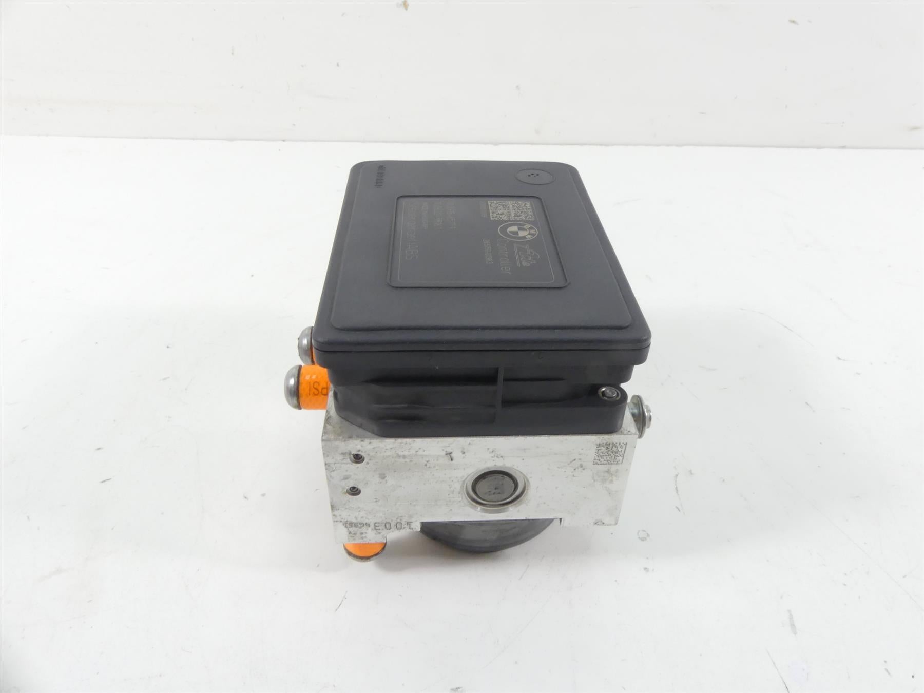 2015 BMW R1200RT K52 Abs Brake Pump Pressure Module 34518561705 8554177 {{ shop.shopifyCountryName }} - Mototech271