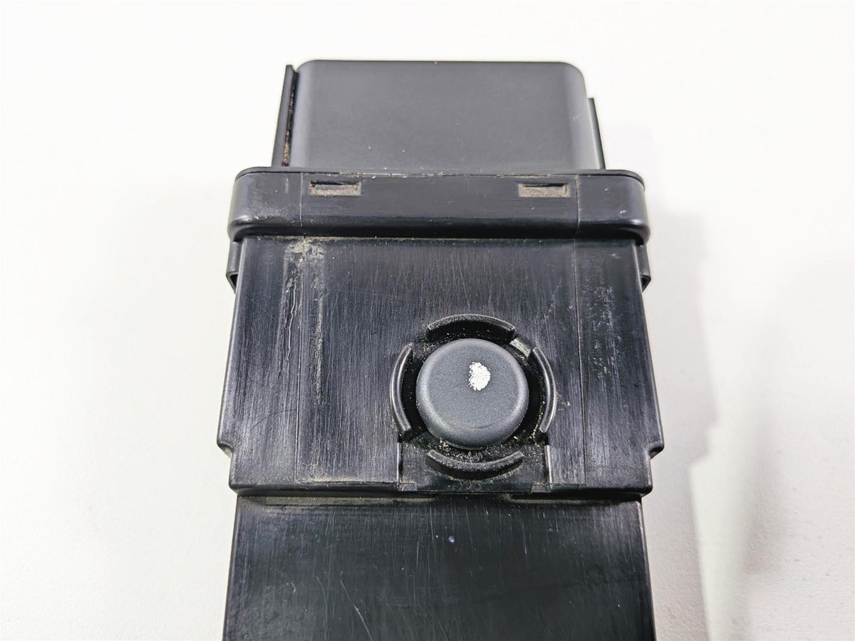 2023 BMW R nineT Scrambler K23 General Light Control Module Ecu 61357108182 {{ shop.shopifyCountryName }} - Mototech271