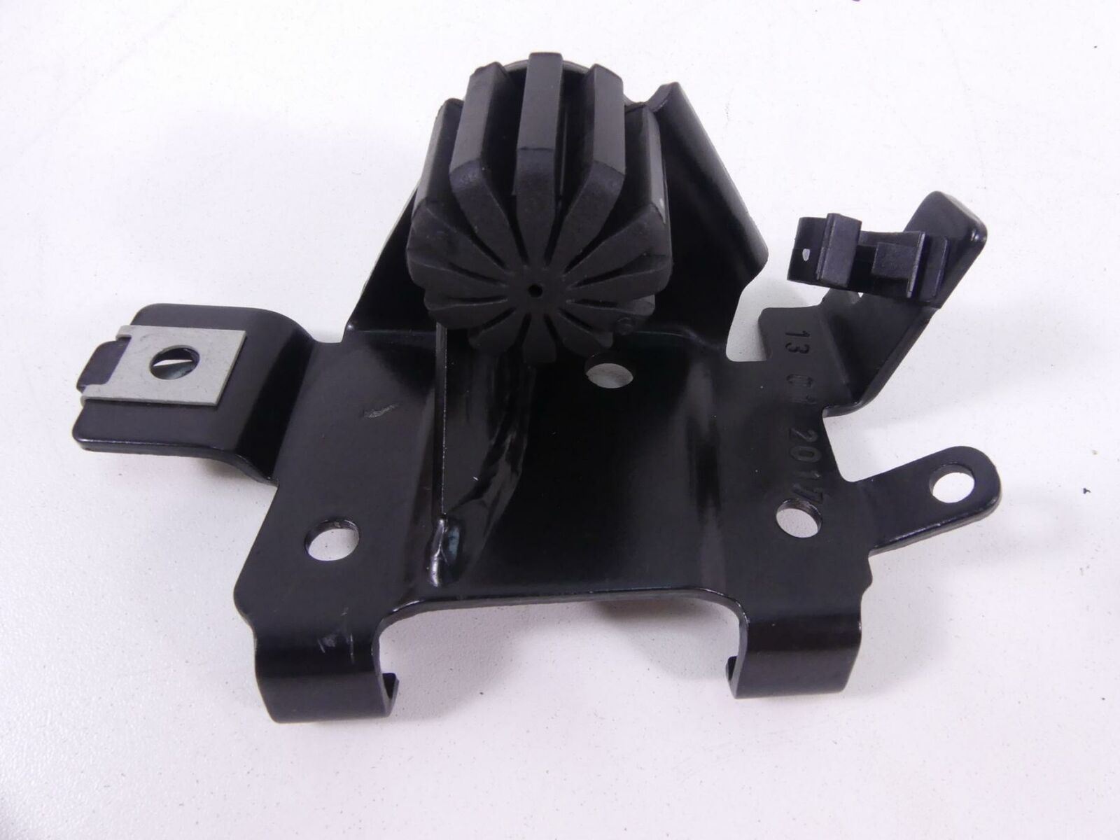 2017 BMW R1200 RT RTW K52 Seat Mount Holder Set 16118534866 {{ shop.shopifyCountryName }} - Mototech271