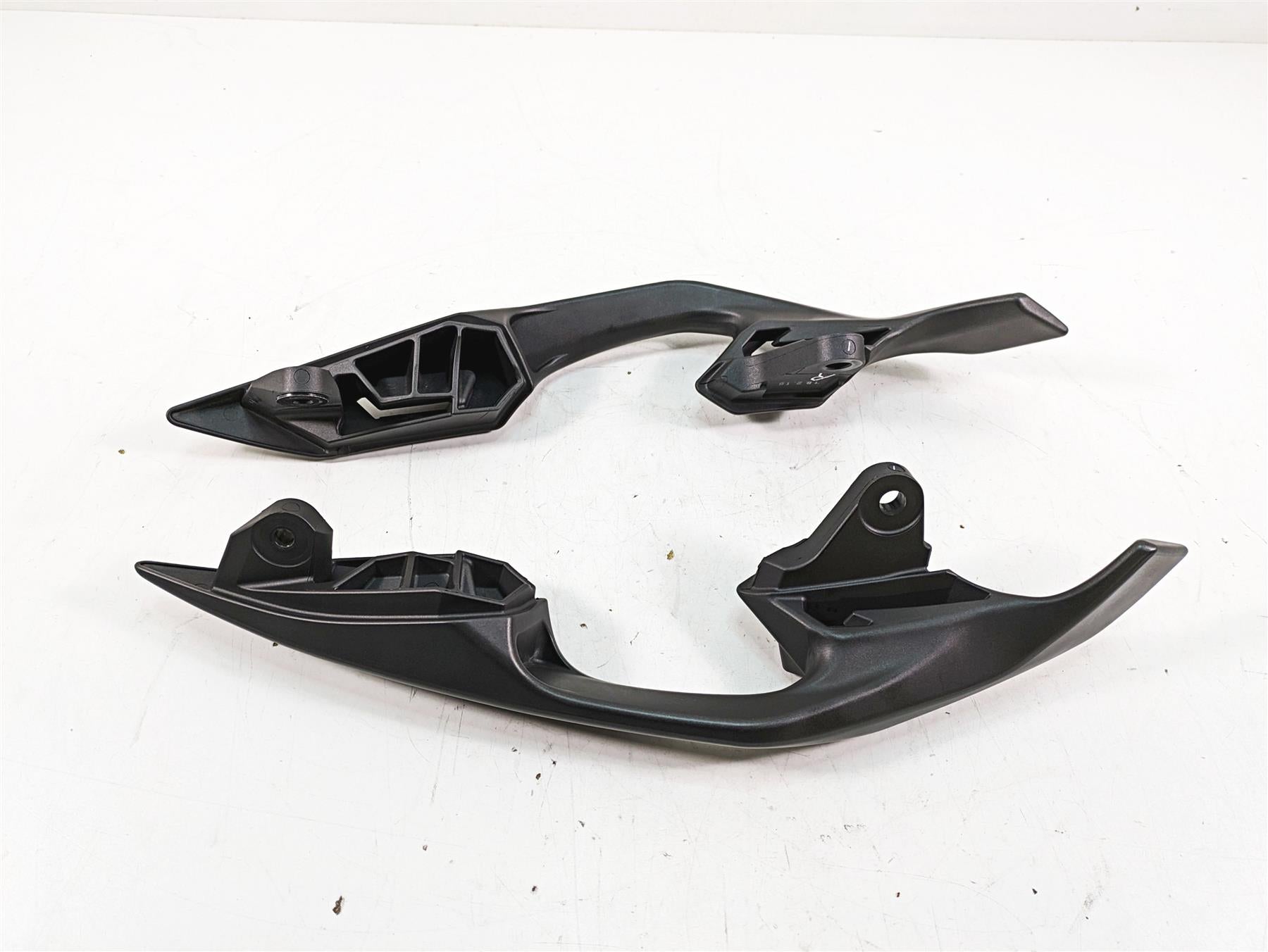 2018 Kawasaki ZX1002 Ninja H2 SX Rear Passenger Grab Handle Set
