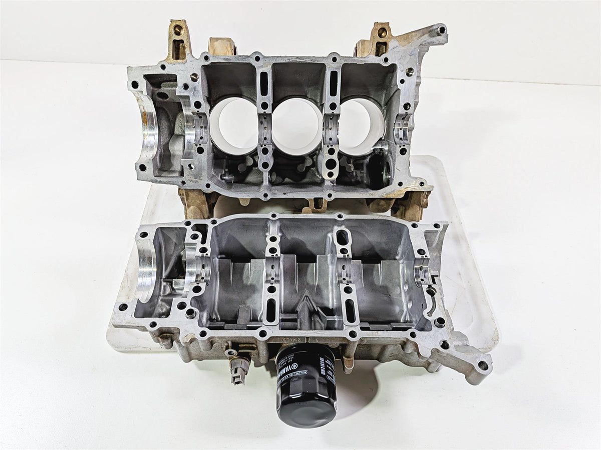 2021 Yamaha YXZ1000R EPS SS SE Nice Crank Case Set Jugs 2HC-15109-08-00 {{ shop.shopifyCountryName }} - Mototech271