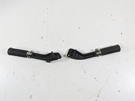 2012 Harley FLD Dyna Switchback Rear Passenger Footpeg Rest Set 49230-06 49224-06A {{ shop.shopifyCountryName }} - Mototech271