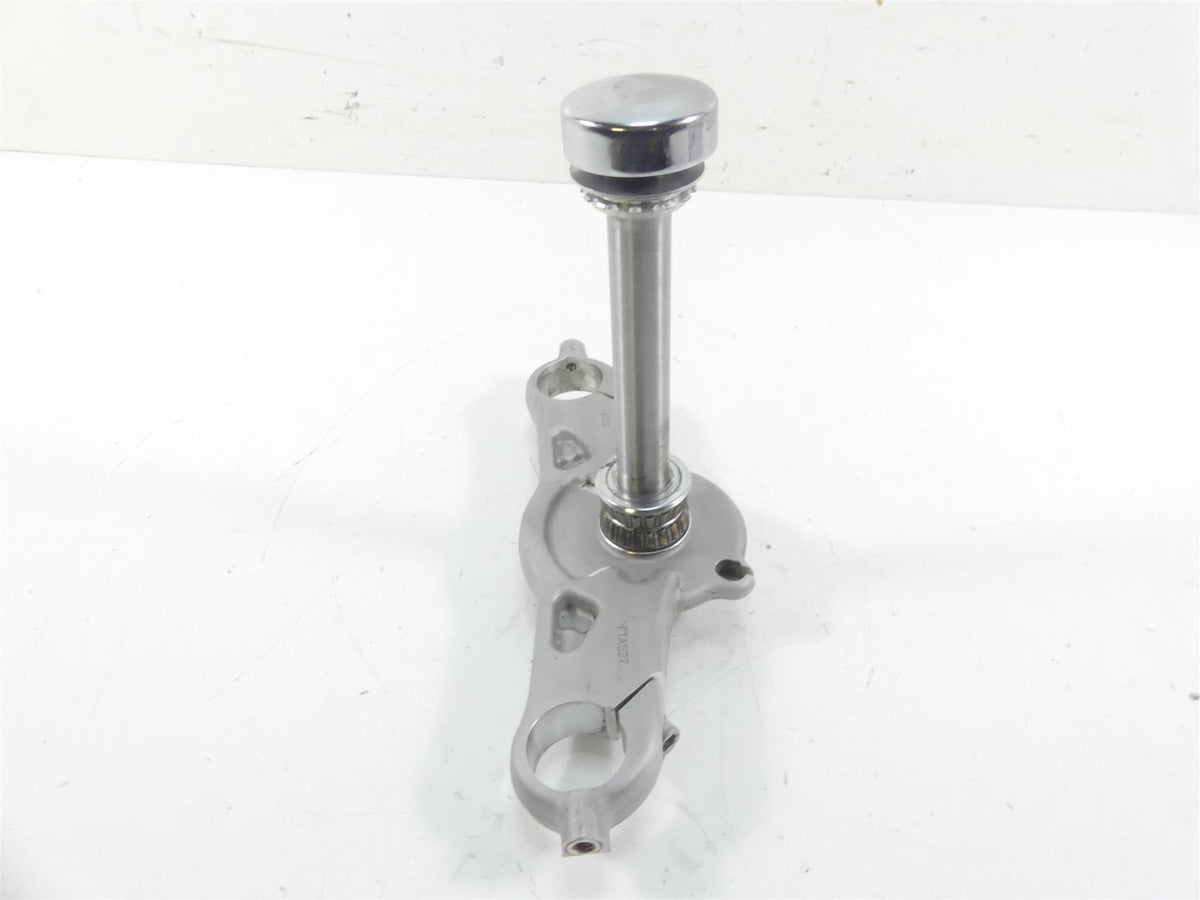 2015 Harley FLD Dyna Switchback Lower Triple Tree Steering Clamp 45900025 {{ shop.shopifyCountryName }} - Mototech271
