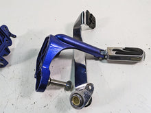 Load image into Gallery viewer, 2009 Harley FXCWC Softail Rocker C Flame Foot Peg &amp; Blue Brackets Set 33683-07A | Mototech271
