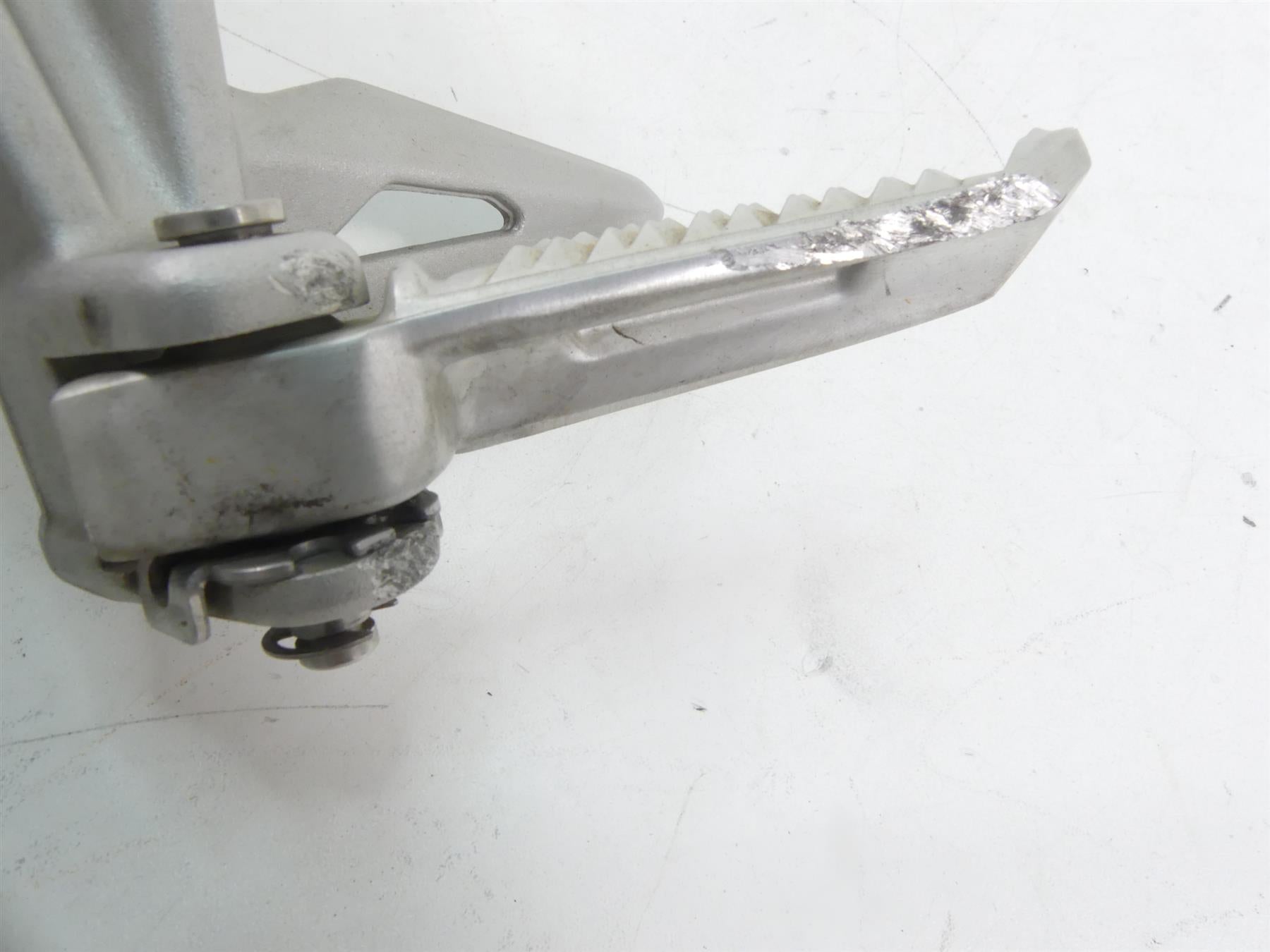 2019 Triumph Street Triple 765R Rear Passenger Footpeg Set T2081986 {{ shop.shopifyCountryName }} - Mototech271