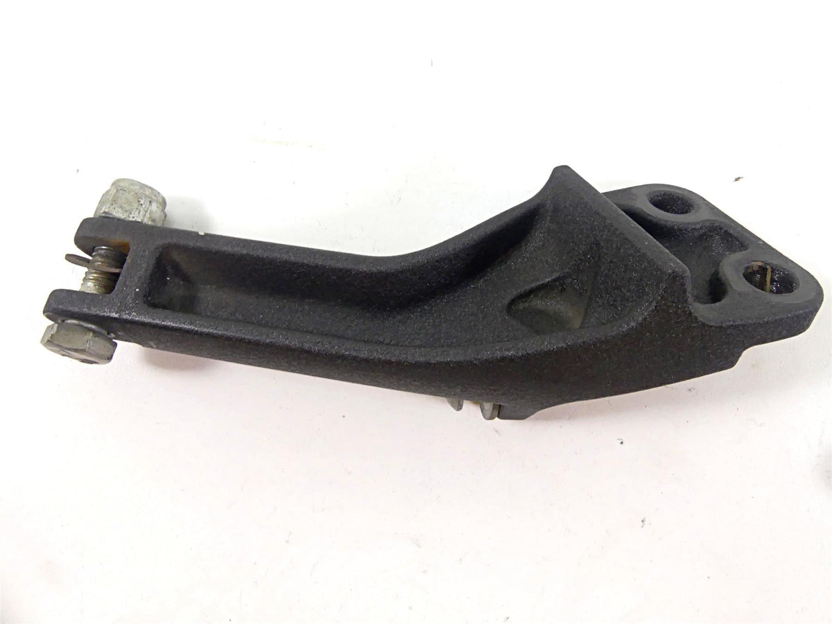 2014 Harley Dyna FXDB Street Bob Rear Passenger Footpeg Mounts 49224-06 49230-06 {{ shop.shopifyCountryName }} - Mototech271