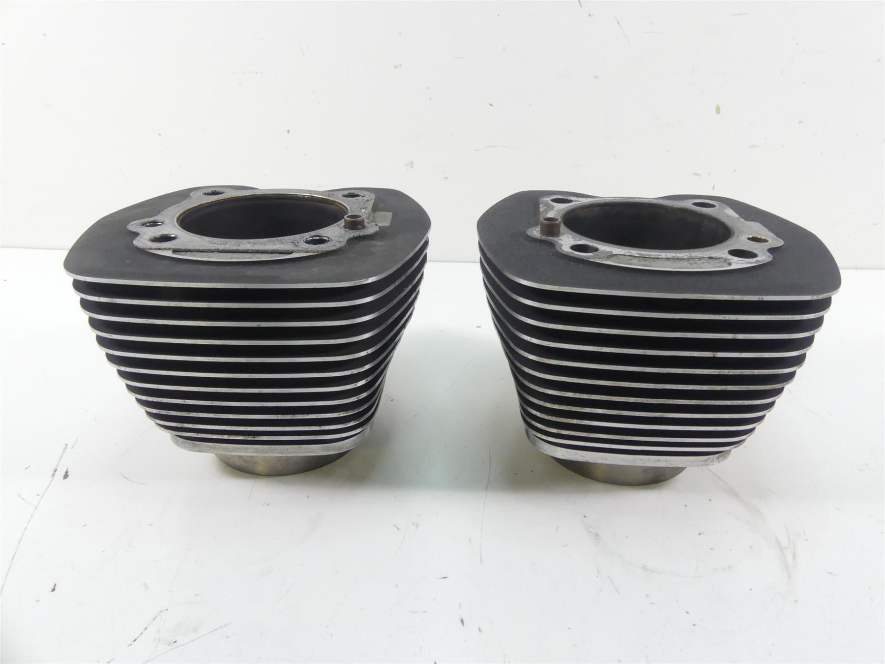 2008 Harley Softail FXSTB Night Train Jug Cylinder Piston Set -Read 17458-07 {{ shop.shopifyCountryName }} - Mototech271