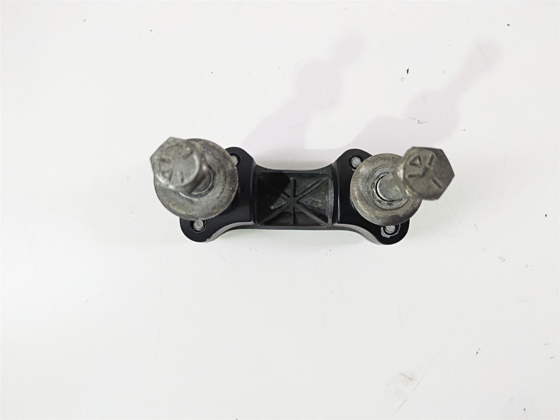 1999 Harley Dyna FXDL Low Rider Handlebar Riser Holder Clamps 56119-77A {{ shop.shopifyCountryName }} - Mototech271