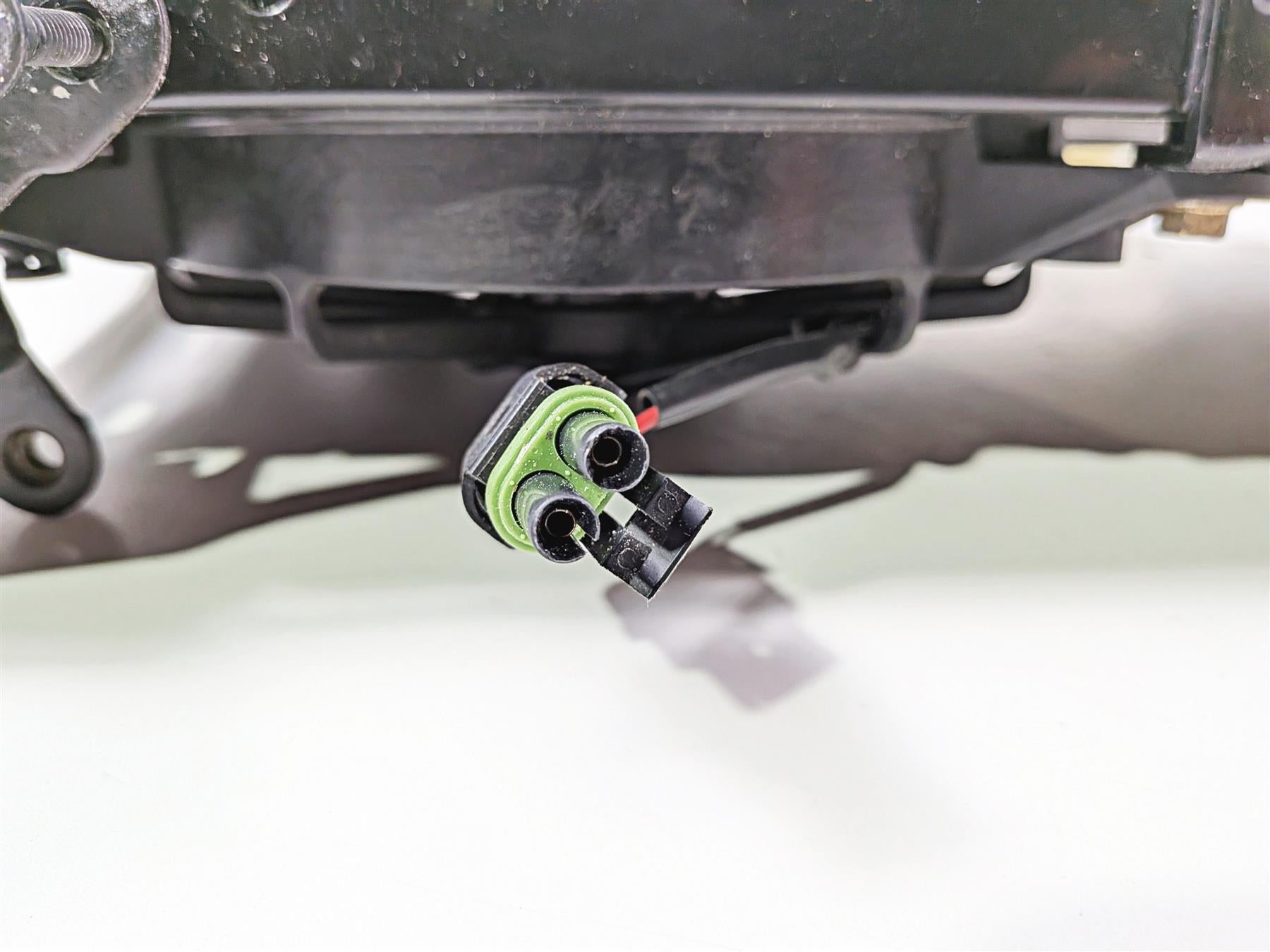 2021 Indian Scout 1200 Radiator Fan Reservoir Hoses Cover 1241391 {{ shop.shopifyCountryName }} - Mototech271
