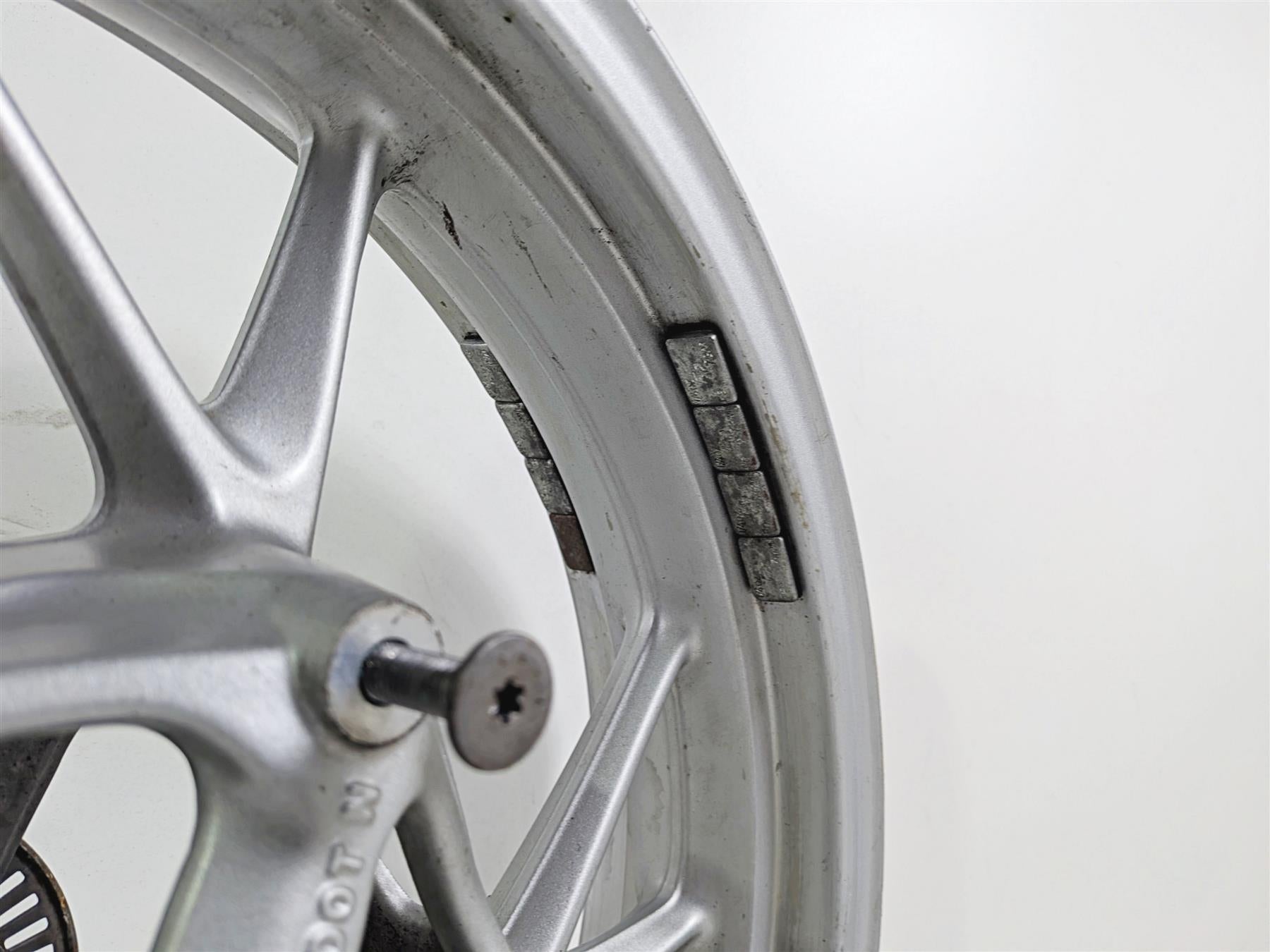 2016 BMW R1200RT RT RTW K52 Front Wheel Rim 17x 3.5 Straight 36318538086 {{ shop.shopifyCountryName }} - Mototech271