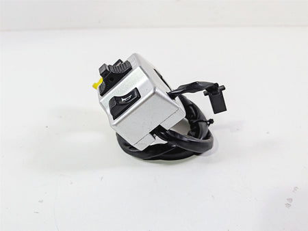2005 Suzuki VZ800 M50 Boulevard Left Hand Turn Signal Control Switch 37400-39G10 {{ shop.shopifyCountryName }} - Mototech271