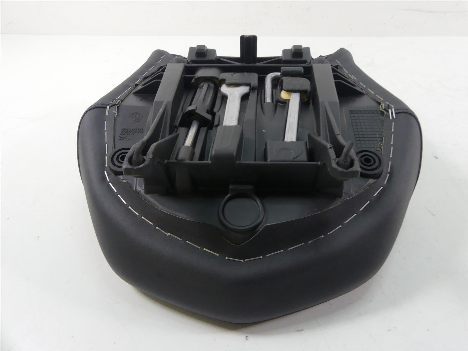 2016 BMW R1200RS K54 Rear Passenger Pillion Saddle Seat + Tool Kit 52538550756 {{ shop.shopifyCountryName }} - Mototech271