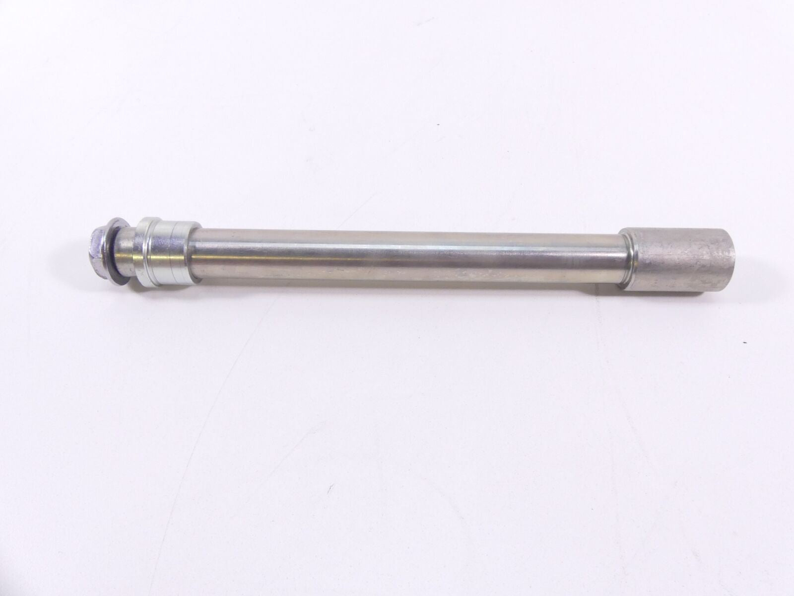 2019 Yamaha VMX17 V-Max 1700 Front Axle Wheel Spindle 22mm 2S3-25181-00-00 {{ shop.shopifyCountryName }} - Mototech271
