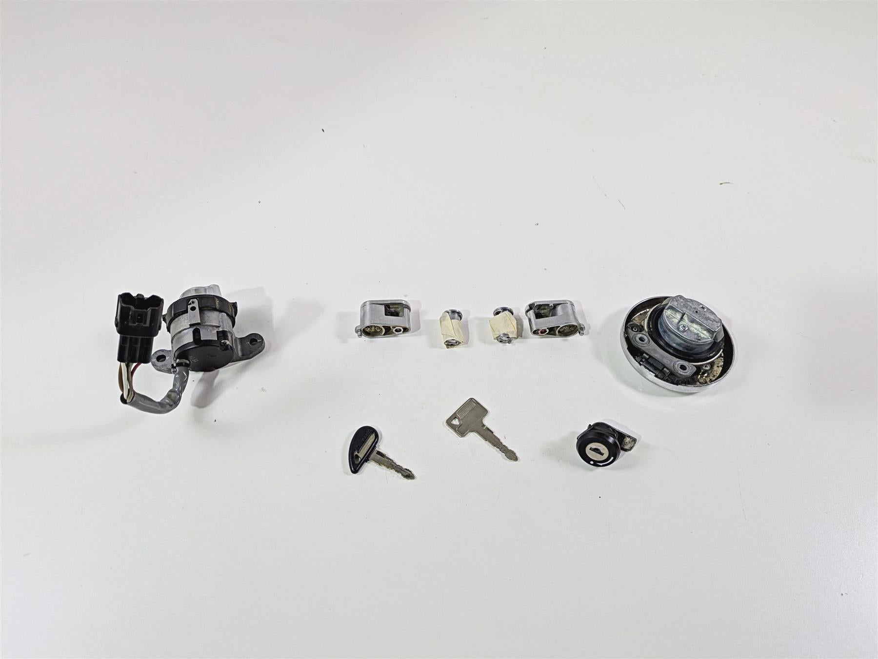 2008 Kawasaki VN1600 Vulcan Nomad Ignition Switch Key Lock Set 27045-5285 {{ shop.shopifyCountryName }} - Mototech271